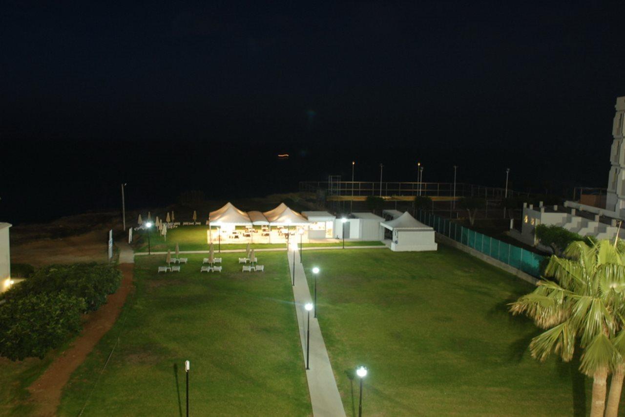 Penelope Beach Hotel Pernera Exteriör bild