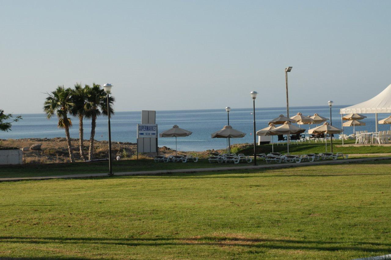Penelope Beach Hotel Pernera Exteriör bild